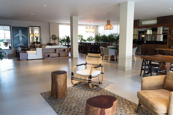 Interior - Departamento Moderno y Minimalista en San Lucas (El Tezal)