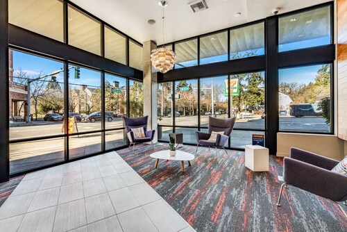 Spacious Modern 1BR 1BA w/ AC | Downtown Redmond