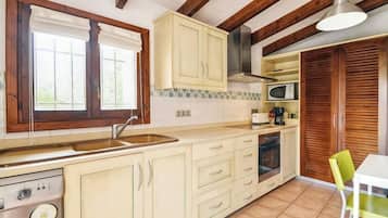 Maison, 5 chambres | Cuisine privée