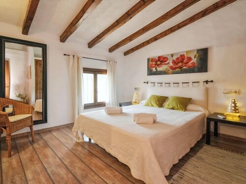 Global Cadernera - By Global Rental Holidays 8153