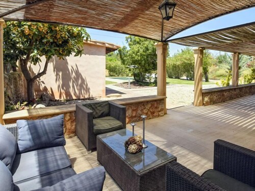 Global Cadernera - By Global Rental Holidays 8153