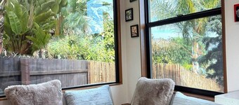 ArtNest: Full Kitchen & bath, Dishwasher, W/D, Firepit, Private, Parking, Safe