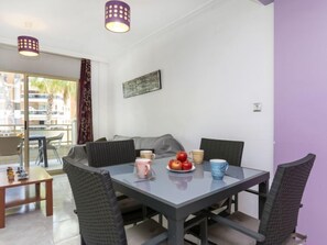 Dining - Global Jardines Family 207 8653 (Salou)