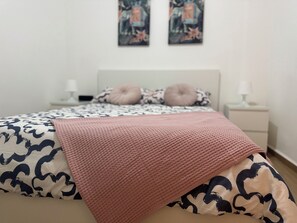 1 sovrum, strykjärn/strykbräda, gratis wi-fi och sängkläder