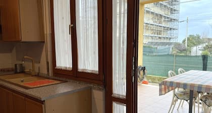 SE151 – Marzocca, comfortable two-room apartment with terrace
