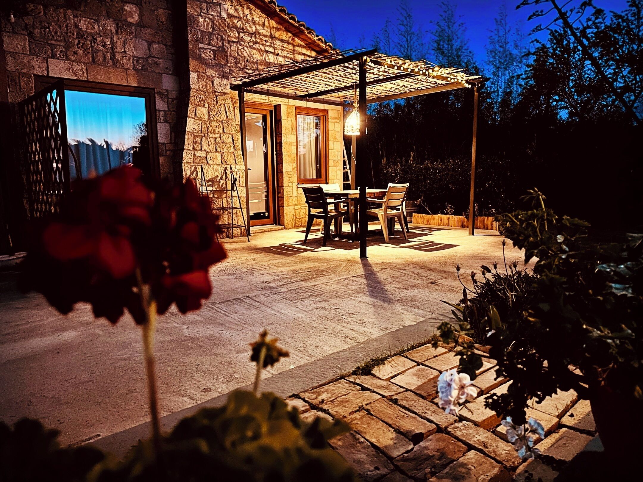 Apartment, 1 Bedroom, Smoking, Balcony | Outdoor dining