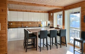 Dining - Cozy home in Stryn with sauna (Stryn)