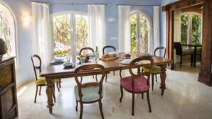 Vila, 6 quartos, terraço | Opções para refeição