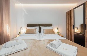 2 habitaciones, cuna de viaje, wifi gratis y ropa de cama