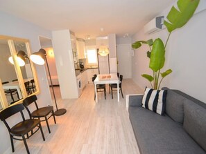Living area - Global Gavina Salou - By Global Rental Holidays 8755 (Salou)