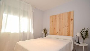 House, 3 Bedrooms, Terrace | 3 bedrooms - Global Gavina Salou - By Global Rental Holidays 8755 (Salou)