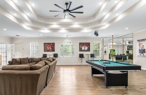 Game room - New! Lux Mansion, 5 BR 4 BA, Heated Pool, Sleeps 12+ (Fayetteville)