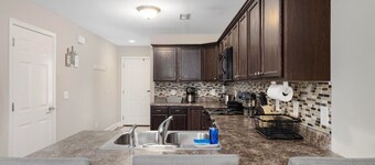3BR 2.5BA condo near downtown JC