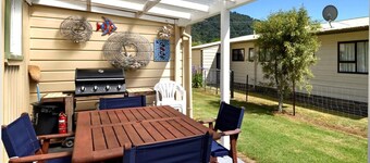 Okiwi Bay Cosy Cottage