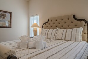 4 chambres, fer et planche à repasser, Wi-Fi gratuit, draps fournis