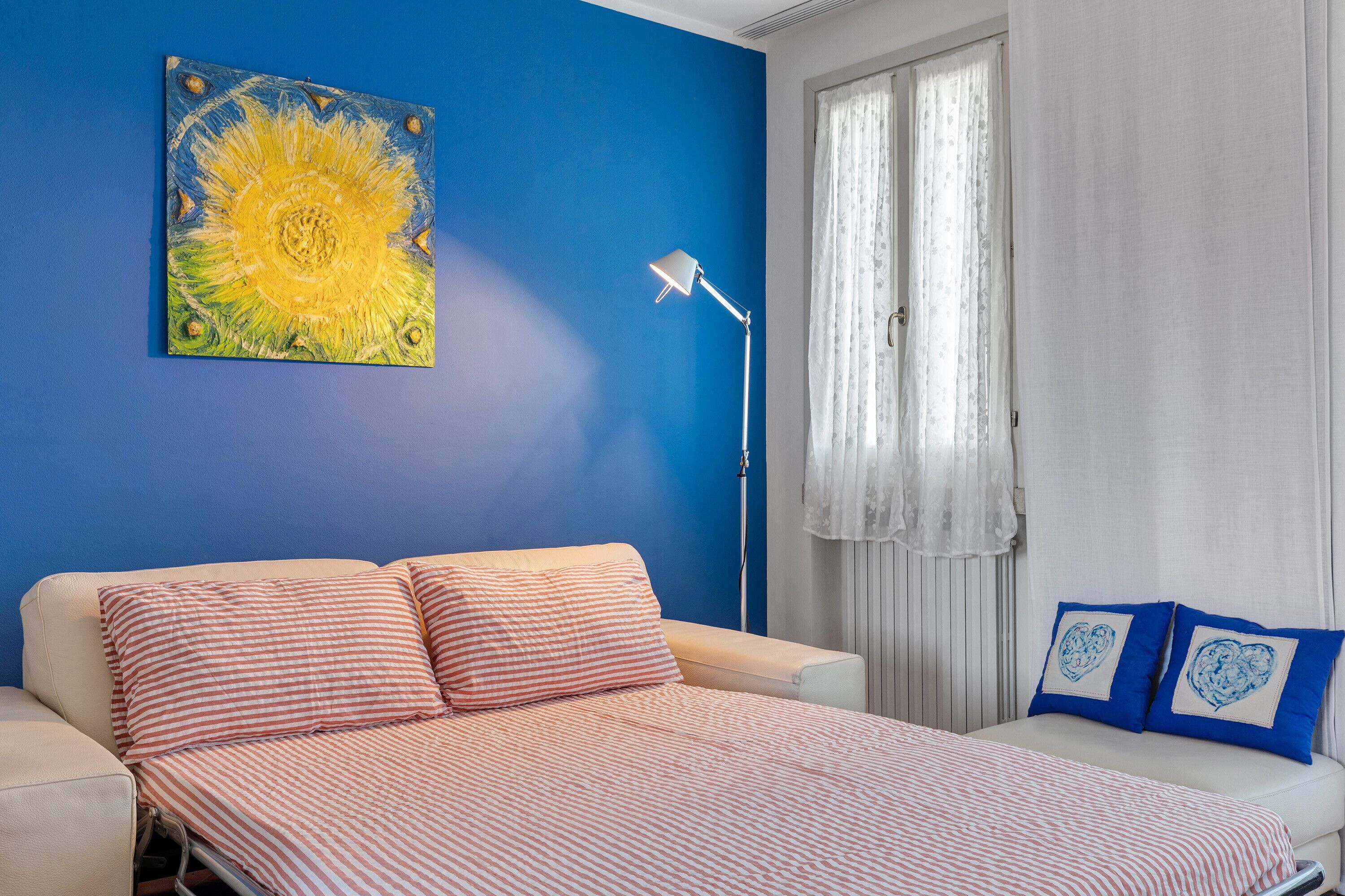 1 chambre, fer et planche à repasser, Wi-Fi gratuit, draps fournis