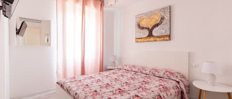 1 bedroom, iron/ironing board, bed sheets