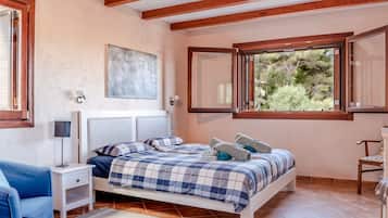 3 chambres, Wi-Fi gratuit, draps fournis