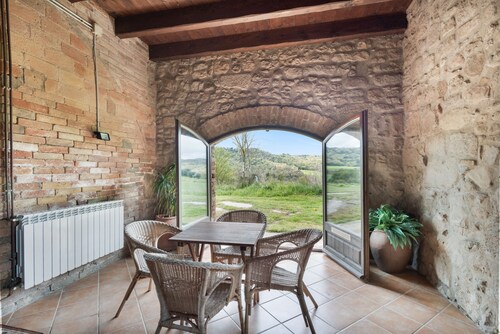 Country House 'Casamira' with Mountain View, Private Pool and Wi-Fi