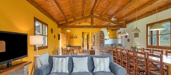 Country House 'El Molí De Canellas' with Mountain View, Private Pool and Wi-Fi