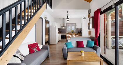 Apartment 'Roussillon' with Mountain View, Private Terrace and Wi-Fi