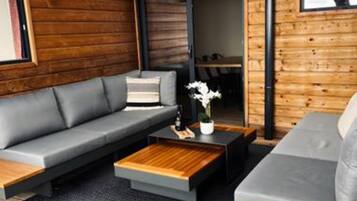 Televisio, pöytätennispöytä