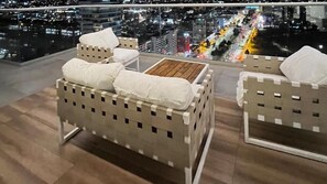 家庭公寓, 阳台, 城市景观 | 露台