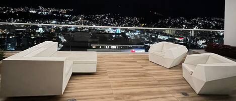 Family Apartment, Balcony, City View | Terrace/patio