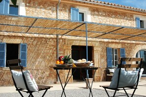 Restauration extérieure