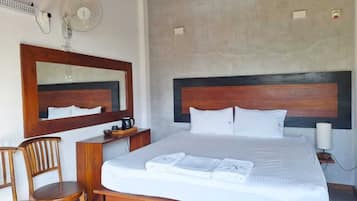 5 dormitorios, tabla de planchar con plancha, wifi y ropa de cama