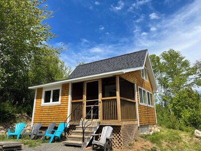 Bright and charming cabin on the Cabot Trail overlooking St. Ann’s bay.