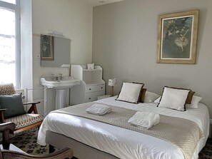 5 bedrooms, free WiFi