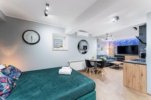 Iron/ironing board, WiFi, bed sheets - Underground Legends Apartment (Kraków)