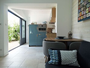 Interior - Joséphine Saint Gilles Croix de Vie (SAINT GILLES CROIX DE VIE)