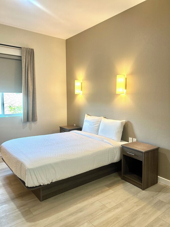 Desk, laptop workspace, free WiFi