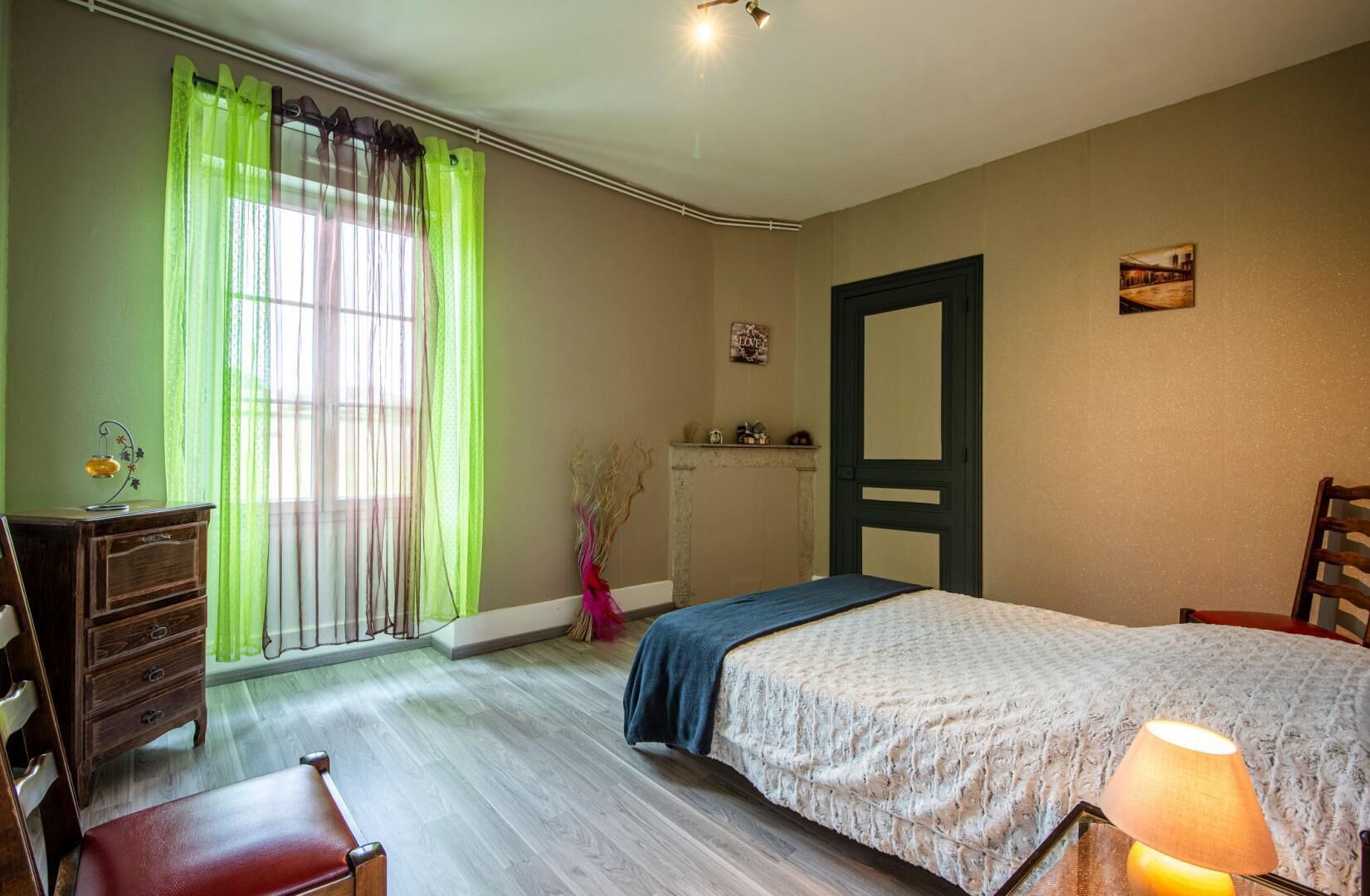 2 bedrooms, Internet