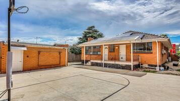 Apartment | Terrace/patio