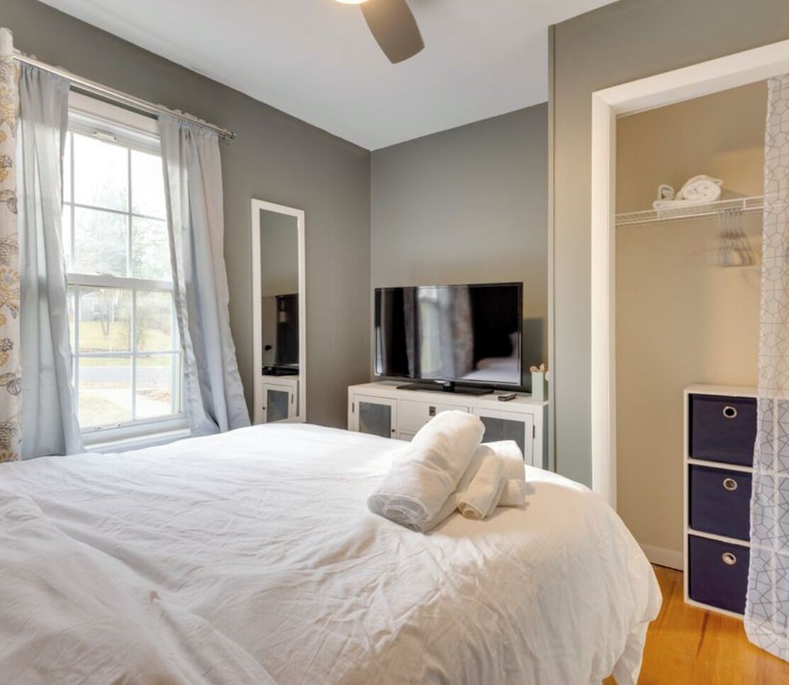 3 bedrooms, WiFi, bed sheets