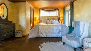 2 soverom, strykejern/-brett, wi-fi og sengetøy