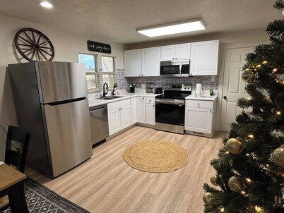 Cozy Ranch House