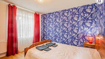 2 bedrooms, internet