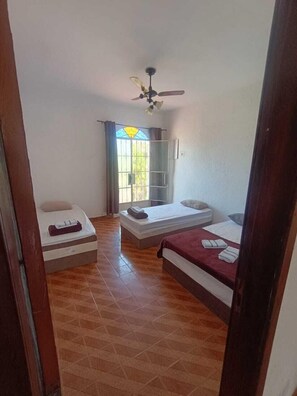 Deluxe Quadruple Room, Balcony, City View | Laptop workspace, free WiFi - Residence Hotel Efrata Itaborai Centro (Itaborai)