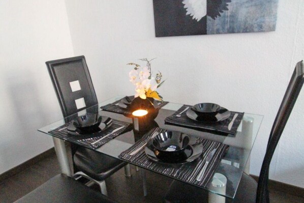 Dining - Beautiful 1BR Apartment for 5P @Great Location (Vienna)