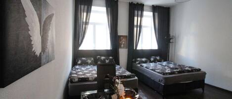 1 bedroom, WiFi, bed sheets