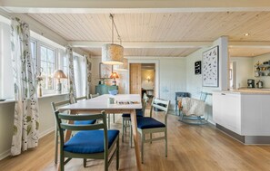 Dining - Nice home in Nørre Nebel with WiFi (Nørre Nebel)