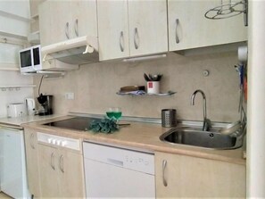 Maison, 3 chambres | Cuisine privée