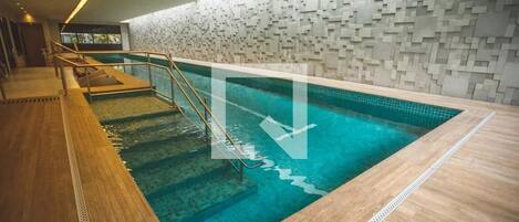 Piscine couverte, piscine chauffée