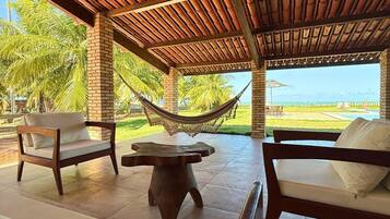 Villa | Terraza o patio