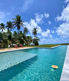 Vila | Piscina | Piscina externa