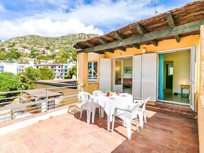 Ferienhaus, 3 Schlafzimmer, Terrasse | Speisen im Freien
